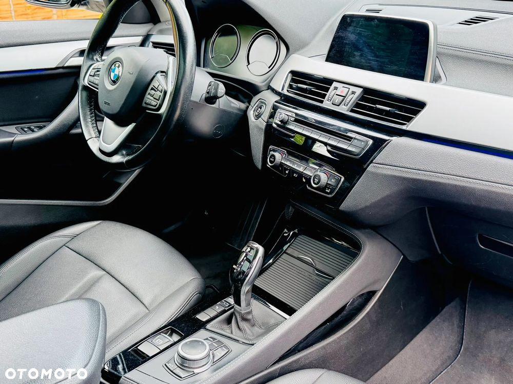 BMW X2 sDrive18d Business Edition sport - 25
