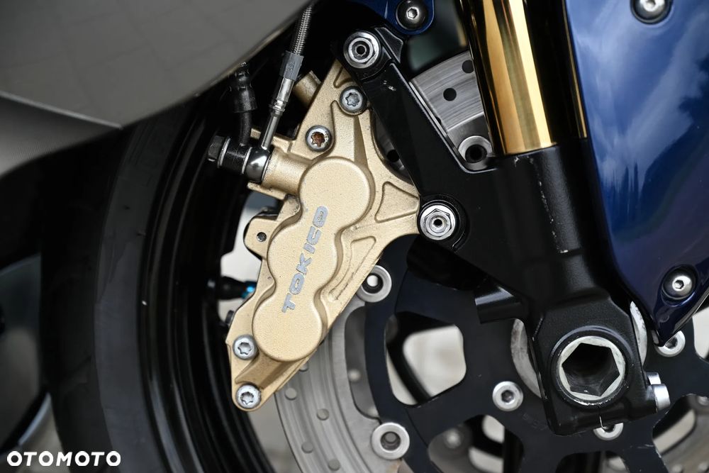 Suzuki GSX-R - 12