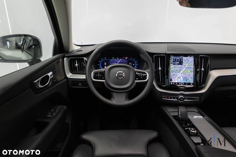 Volvo XC 60 B4 D AWD Ultimate Dark - 23