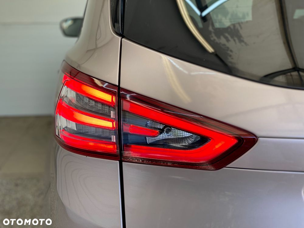 Ford S-Max 2.0 TDCi Vignale - 10