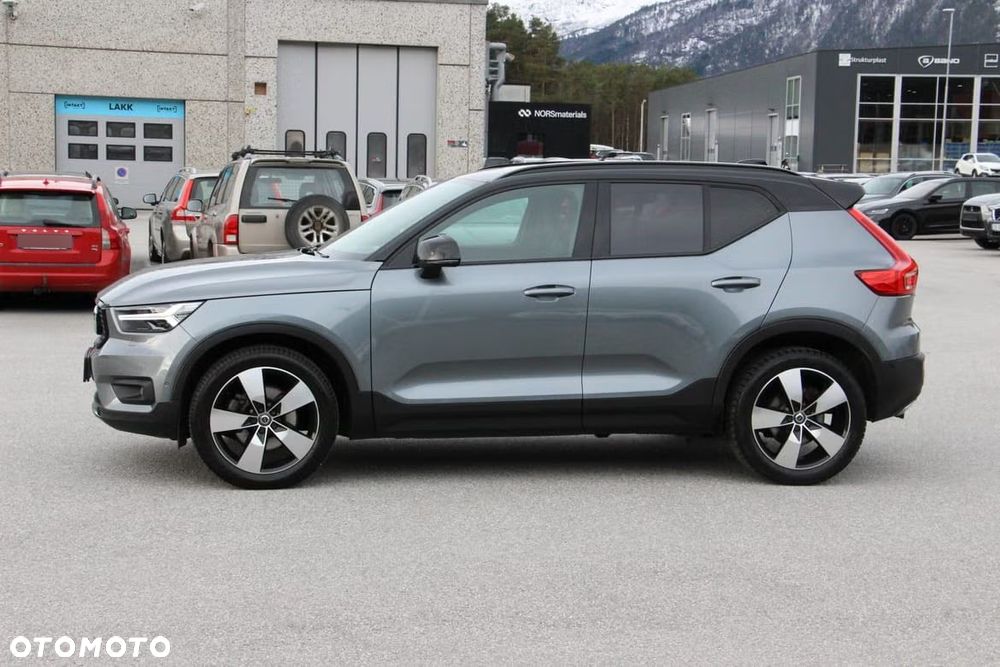 Volvo XC 40 D4 AWD Geartronic R-Design - 6