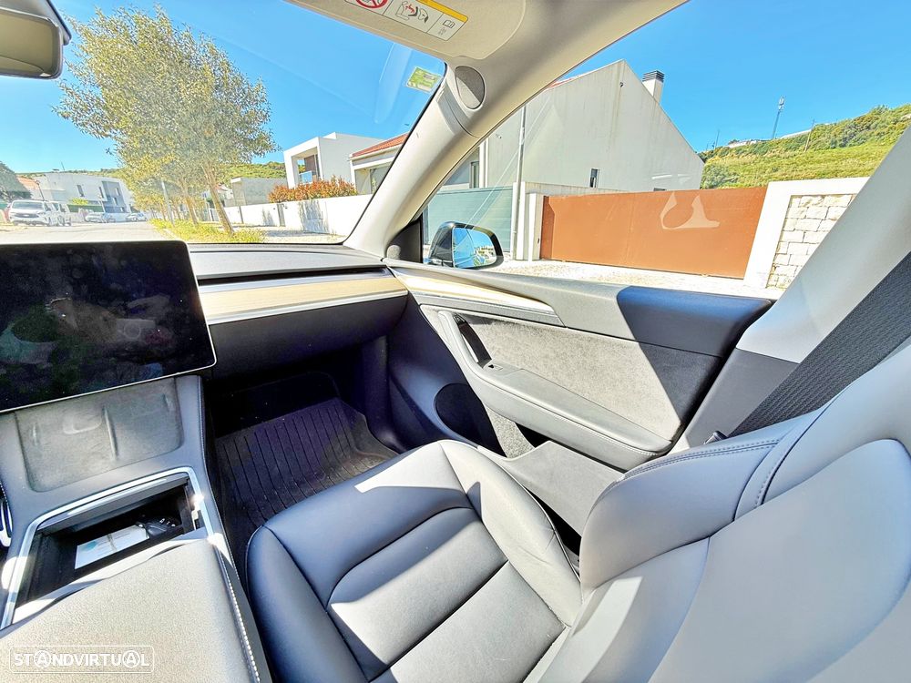 Tesla Model Y Long Range Tração Integral - 9