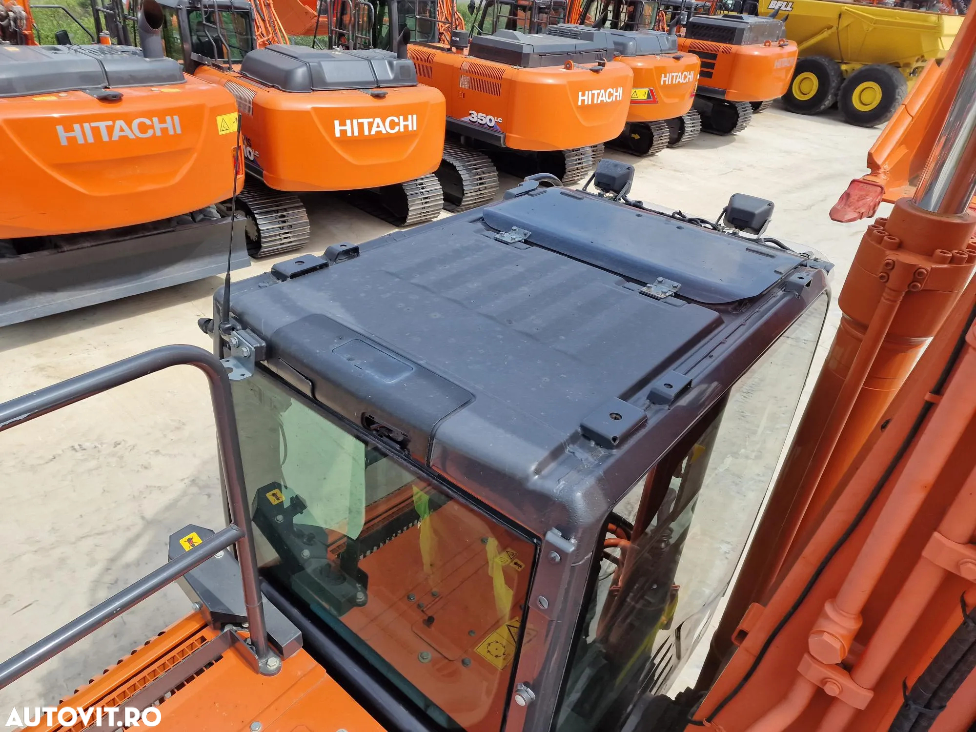 Hitachi ZX350LCN-6, 2020, 5.169h, cupa NOUA 2,2mc, Inst picon, Camera spate, Camere laterale, Lant 80% ok, Posibitate leasing 4 ani, Posibilitate inchiriere, PRET VANZARE PROMOTIONAL -126.900 EUR+Tva - 24