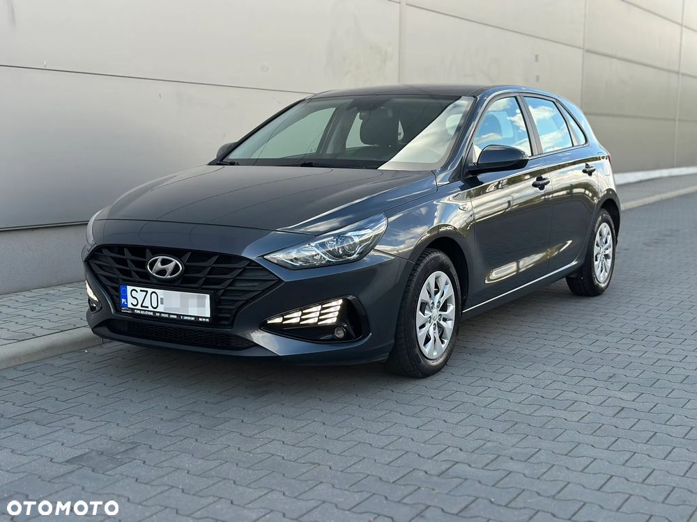 Hyundai i30 1.5 DPI Classic + - 3