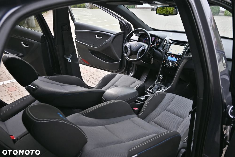 Hyundai i30 1.6 CRDI DCT Passion Plus - 22