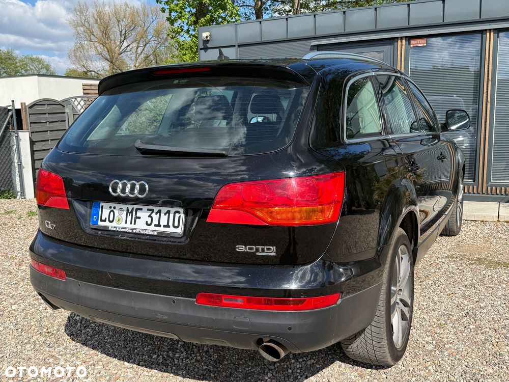 Audi Q7 3.0 TDI DPF quattro tiptronic - 11