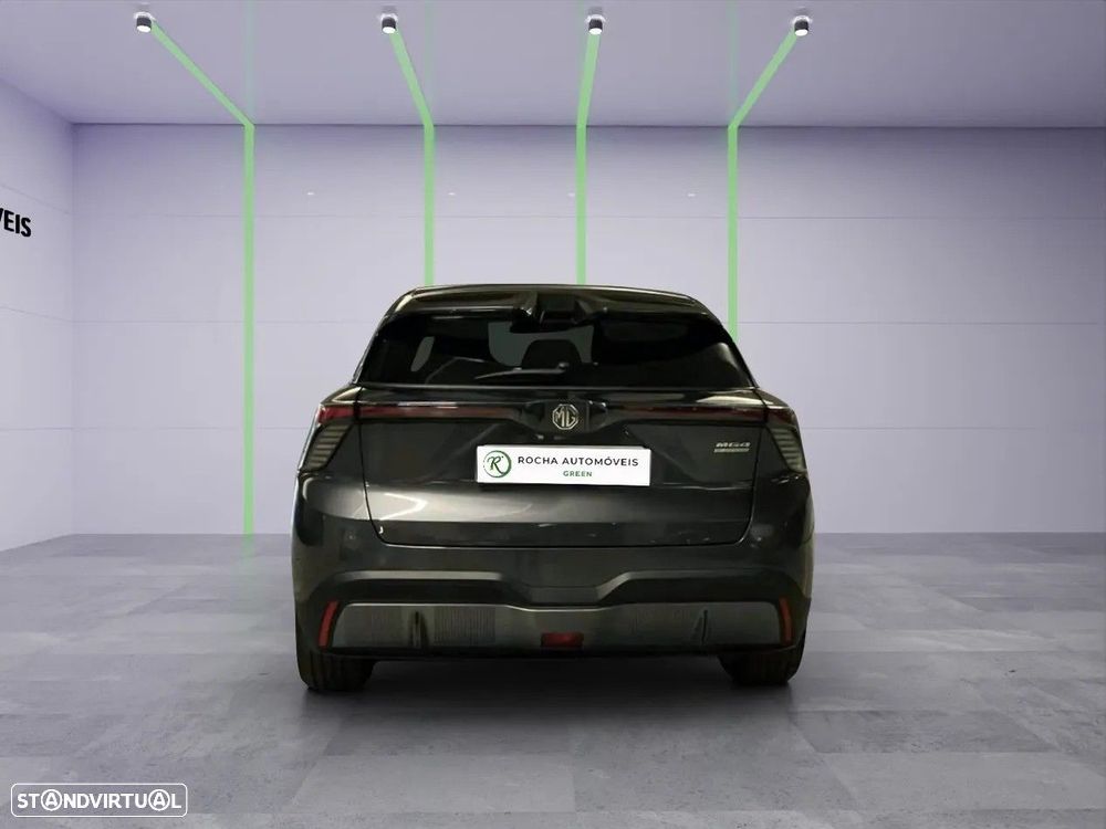 MG MG4 64 kWh Luxury - 4