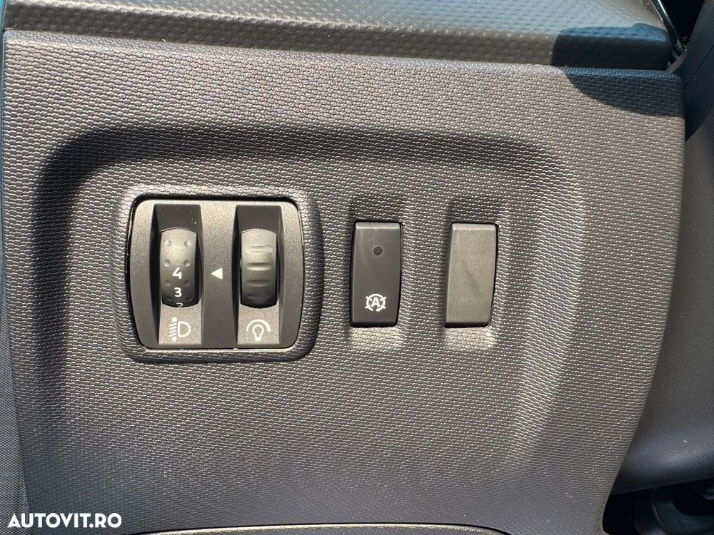 Renault Captur - 22