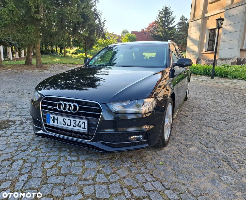 Audi A4 Avant 2.0 TDI DPF quattro S tronic S line Sportpaket - 1