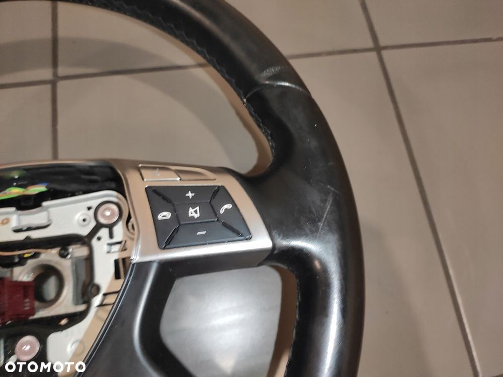 MERCEDES C-KLASA W204 LIFT KIEROWNICA MULTIFUNKCJA SKÓRA ŁADNA - 8