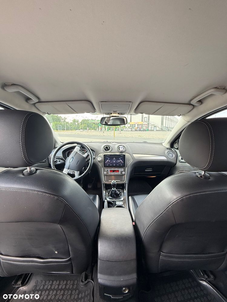 Ford Mondeo 2.0 TDCi Ambiente - 15