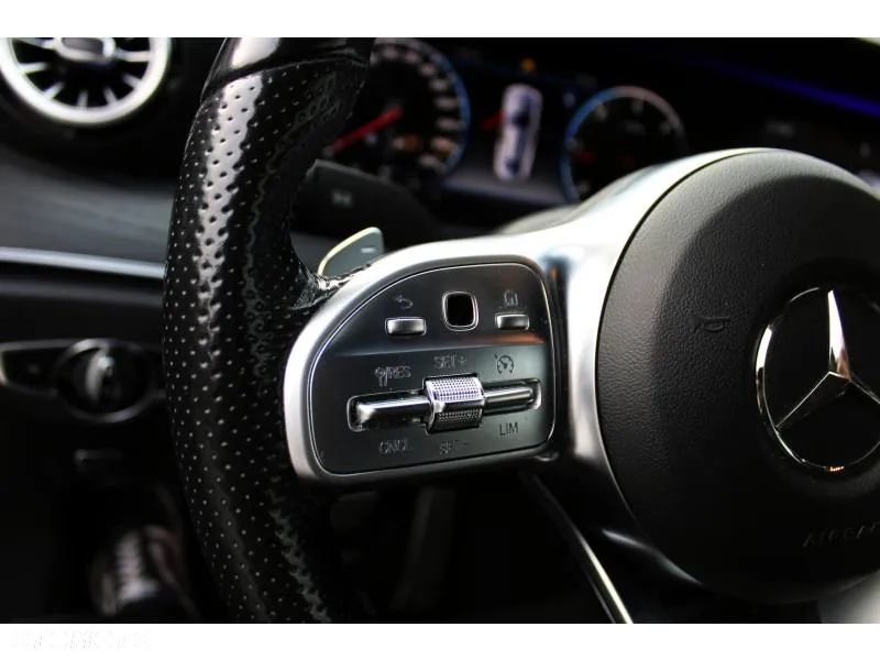 Mercedes-Benz Klasa E 220 d Coupe 4-Matic 9G-TRONIC - 21