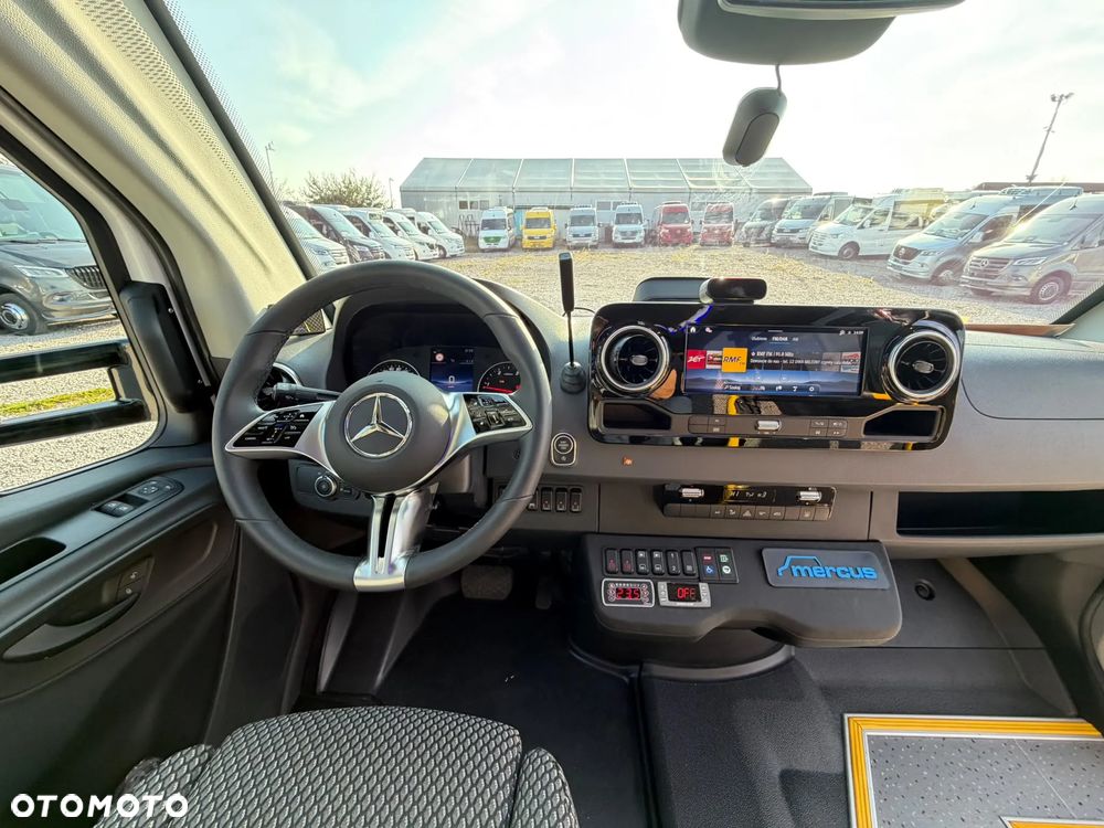 Mercedes-Benz Sprinter 519 - 28