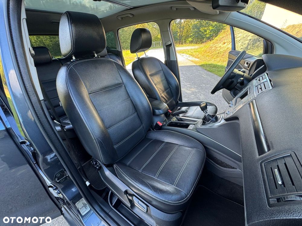 Ford Kuga 2.0 TDCi Titanium - 24