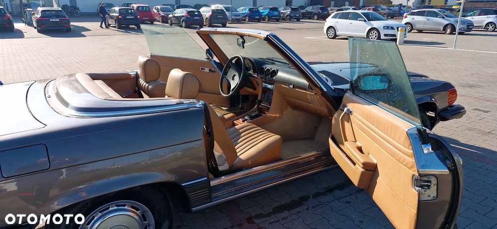 Mercedes-Benz SL - 8