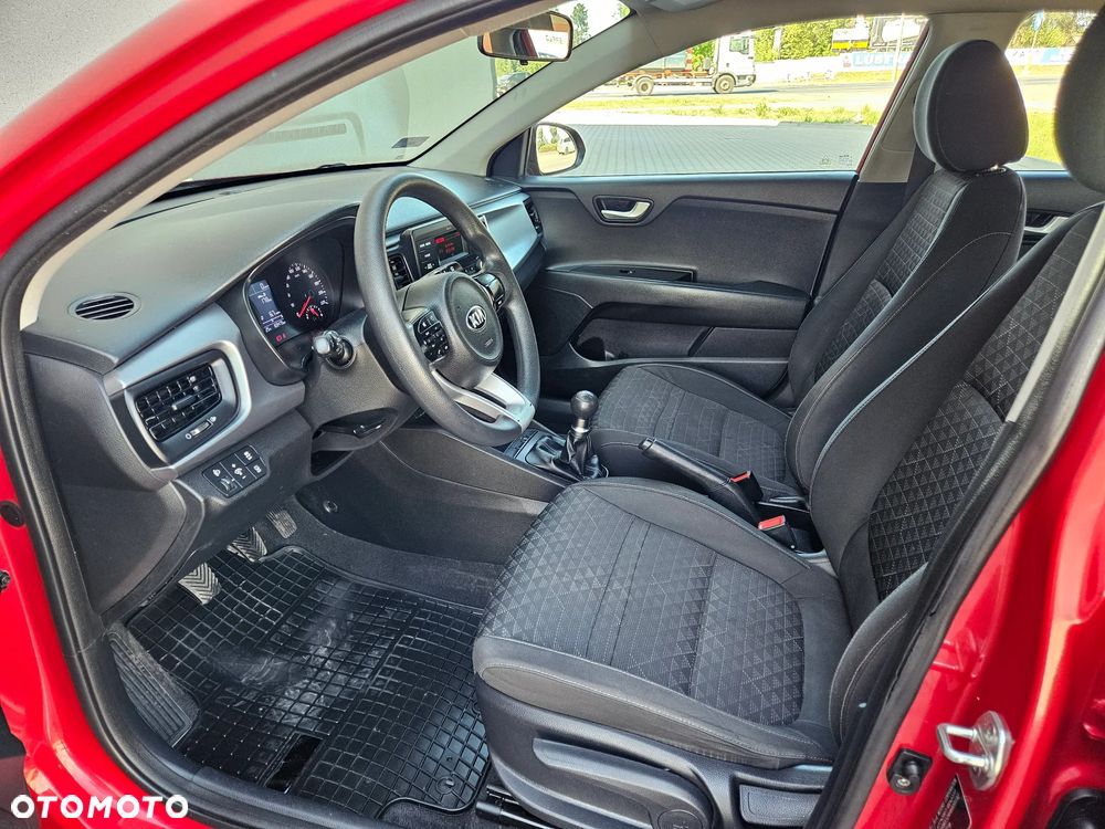 Kia Rio 1.2 L - 23