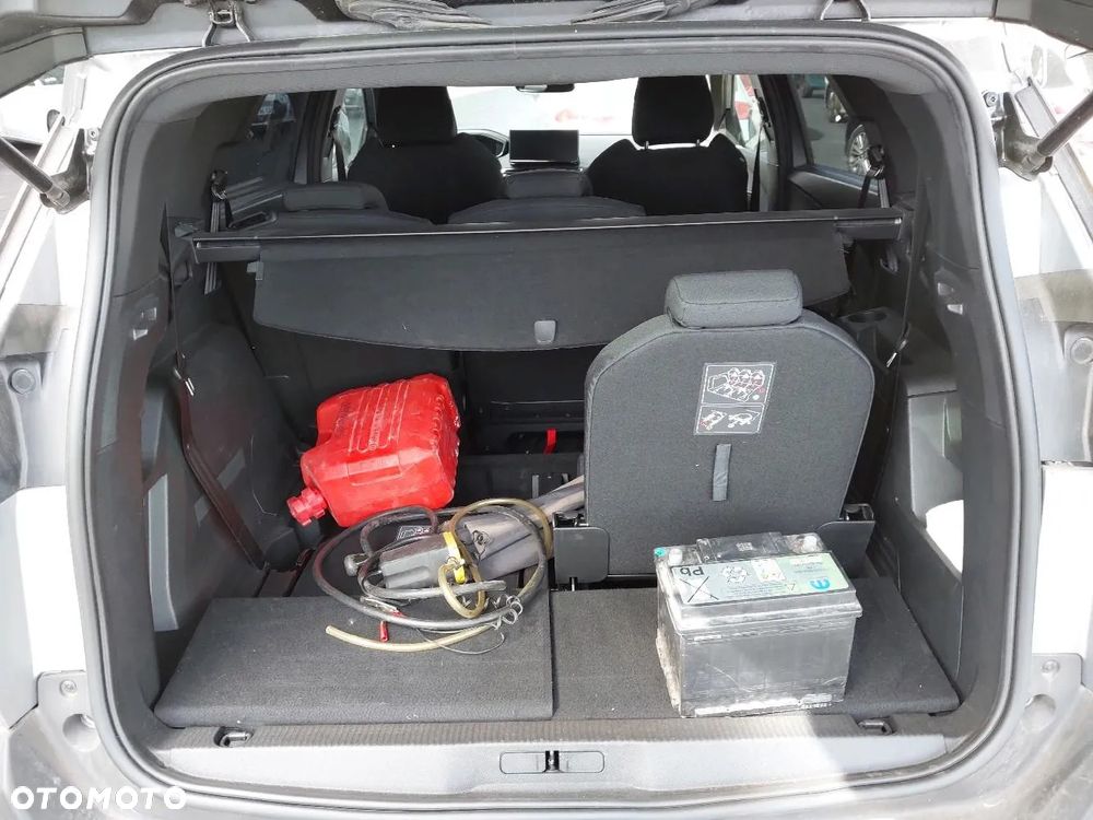 Peugeot 5008 - 6