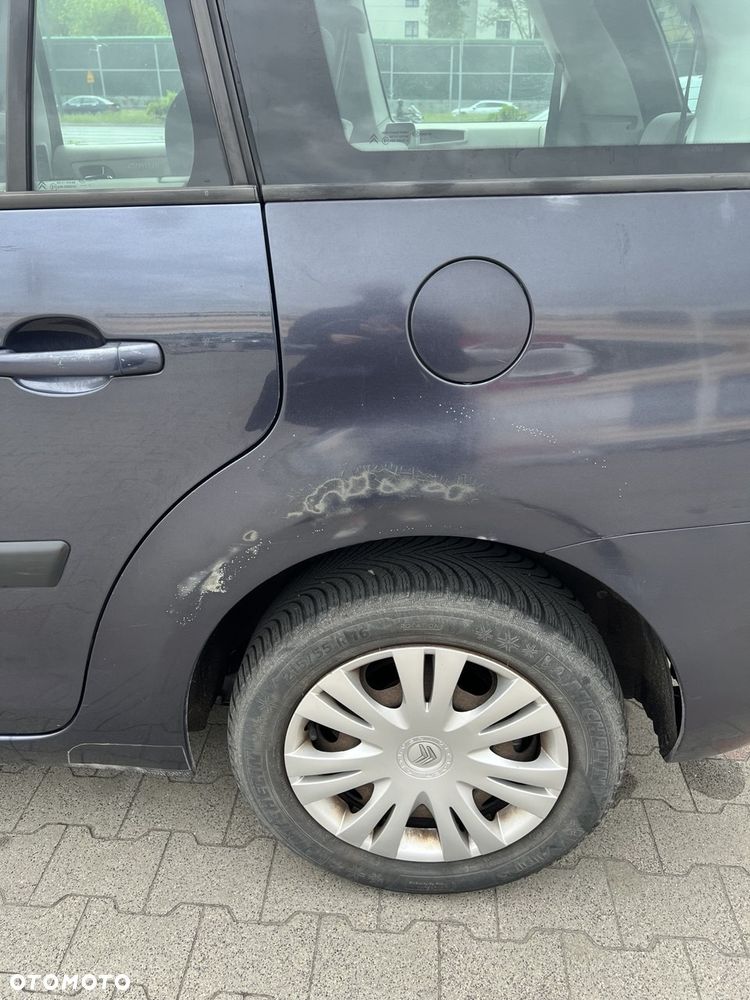 Citroën C4 Grand Picasso 1.8i Impress - 17