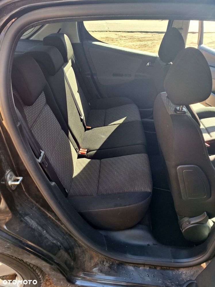Peugeot 207 - 9