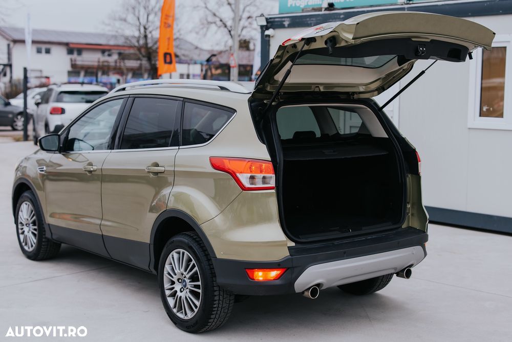 Ford Kuga 2.0 TDCi 4x4 Aut. Titanium - 8