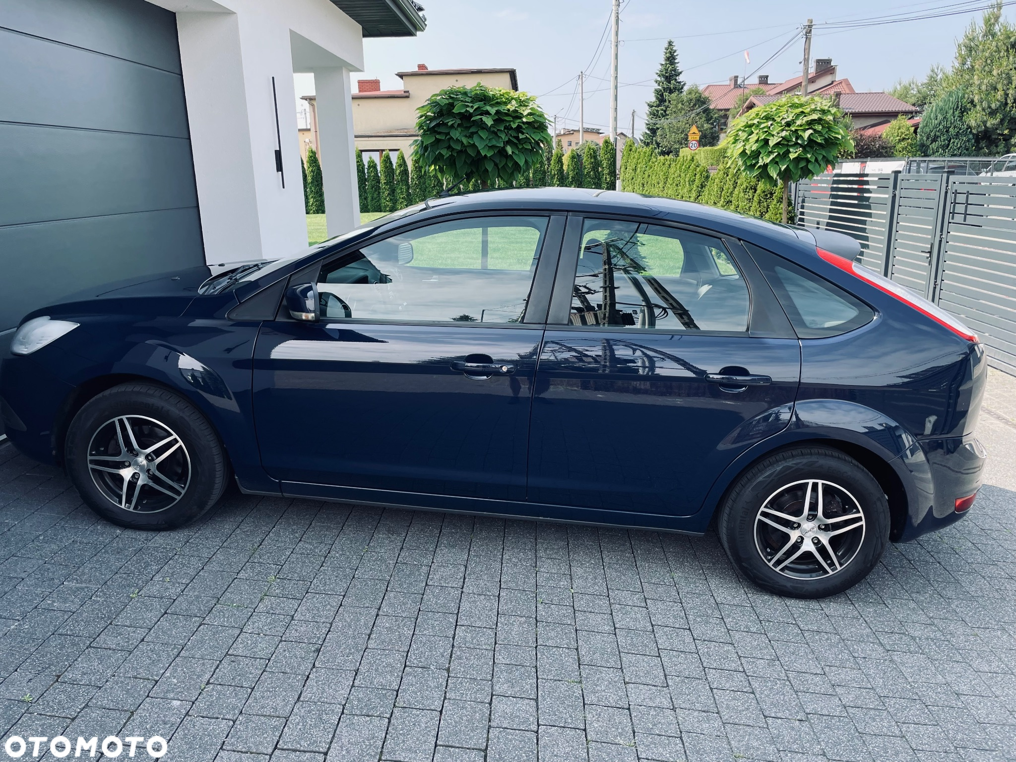 Ford Focus 1.6 16V Ghia - 18