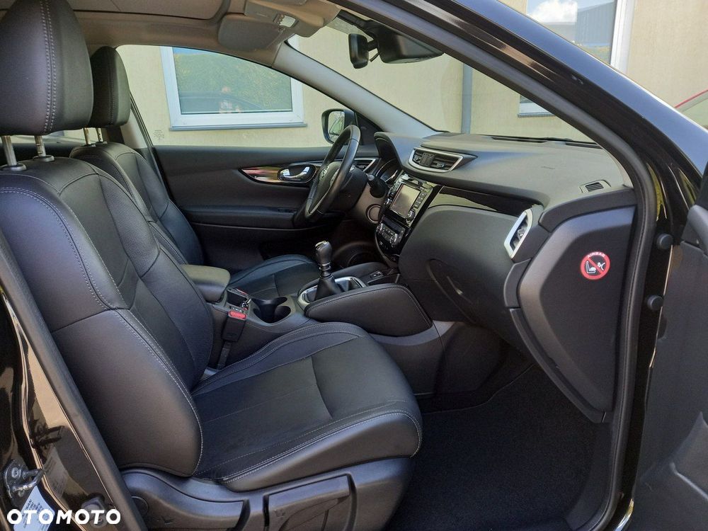 Nissan Qashqai 1.6 dCi DPF tekna - 18