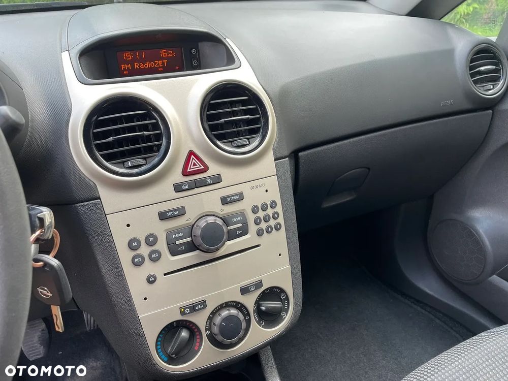 Opel Corsa - 11