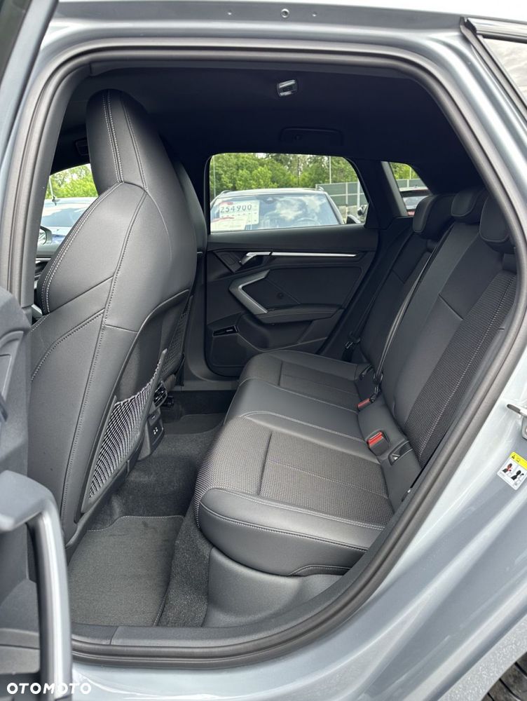 Audi A3 Sportback - 21