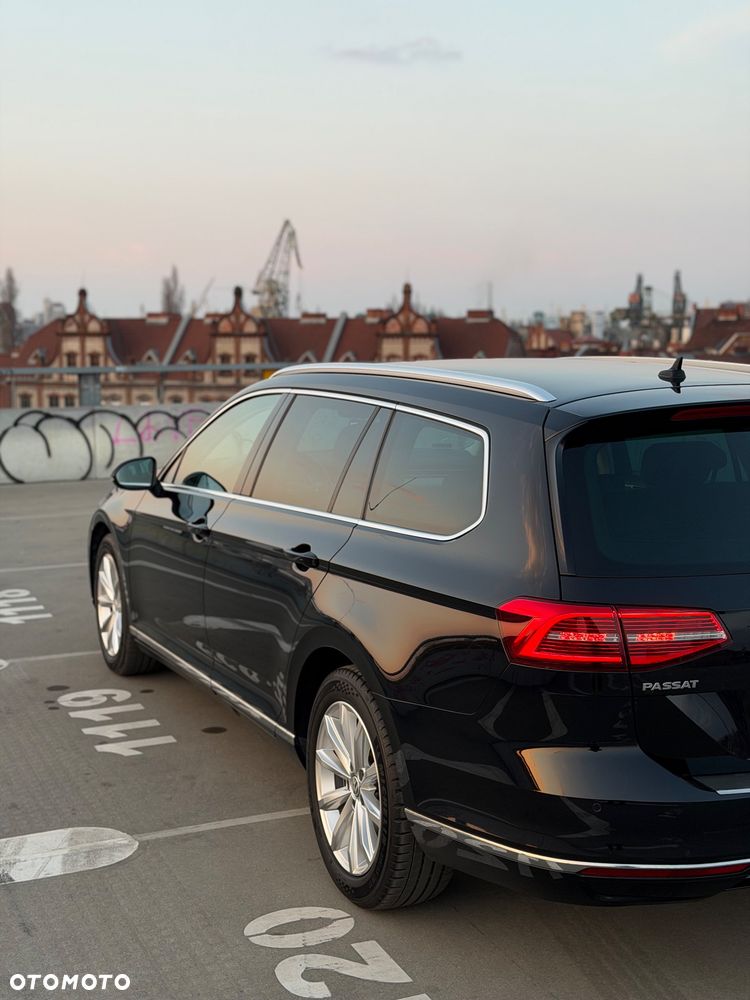 Volkswagen Passat - 19