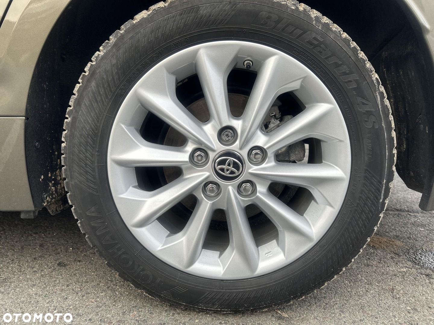 Toyota Corolla - 9