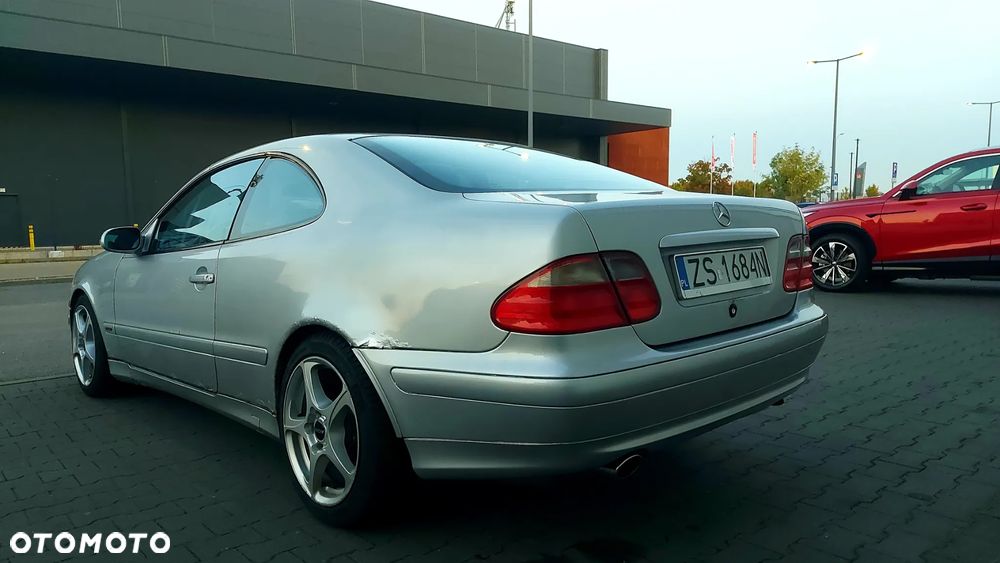 Mercedes-Benz CLK 200 - 16
