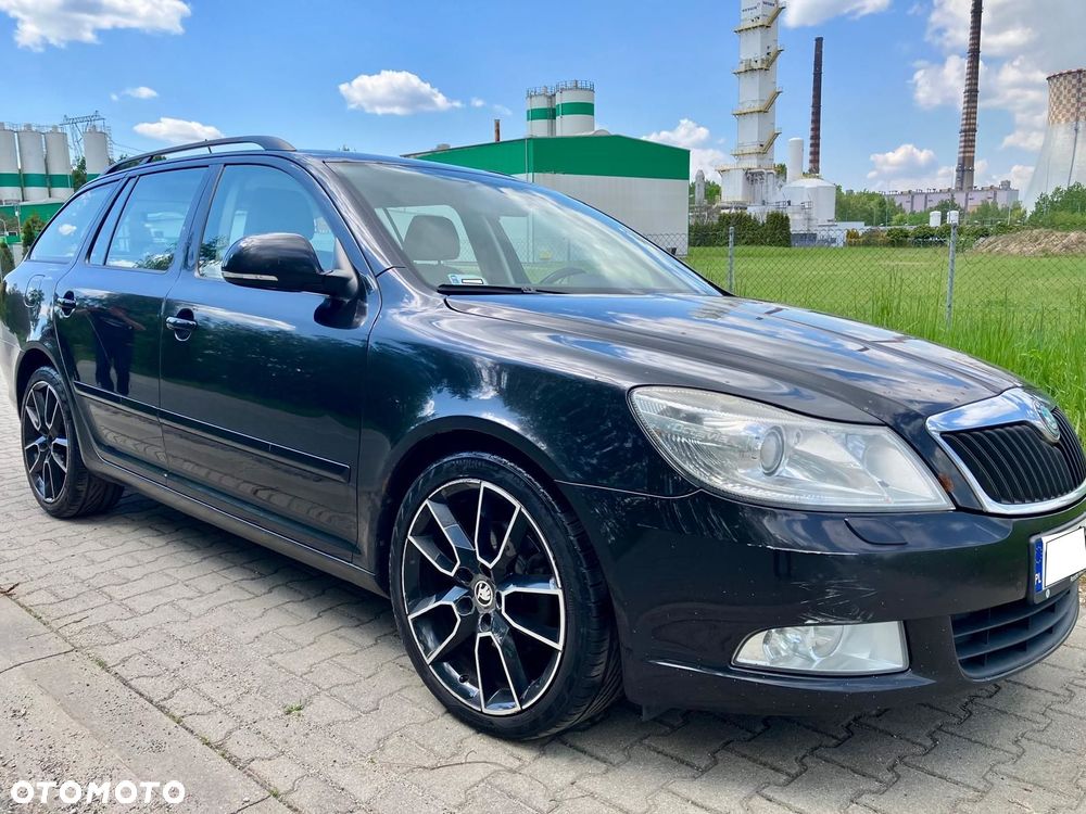 Skoda Octavia 2.0 TDI Elegance DSG - 3