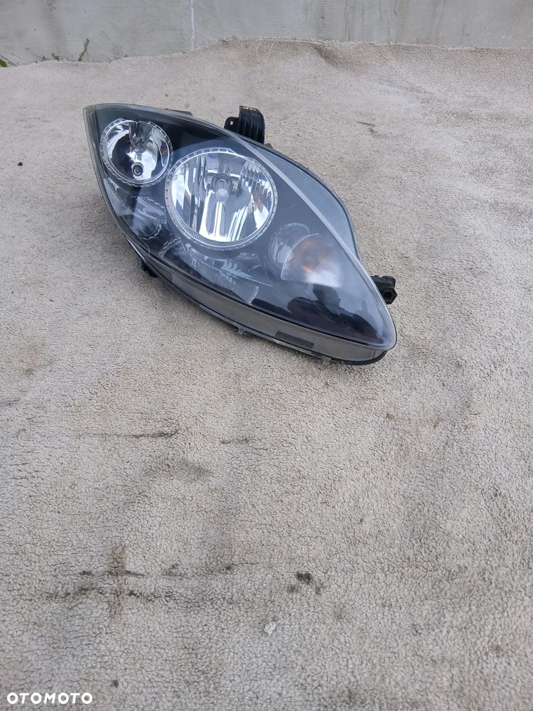 LAMPA PRZEDNIA PRAWA SEAT ALTEA 5P1 LEON II EUROPA - 1
