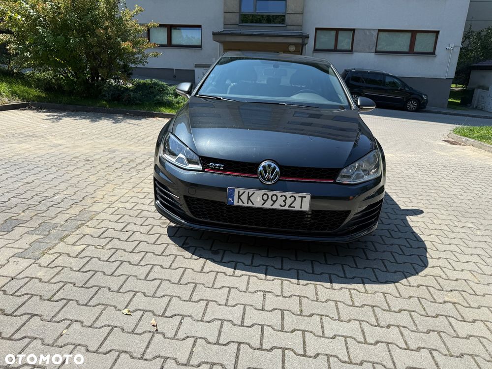Volkswagen Golf 2.0 TSI BMT GTI DSG - 2