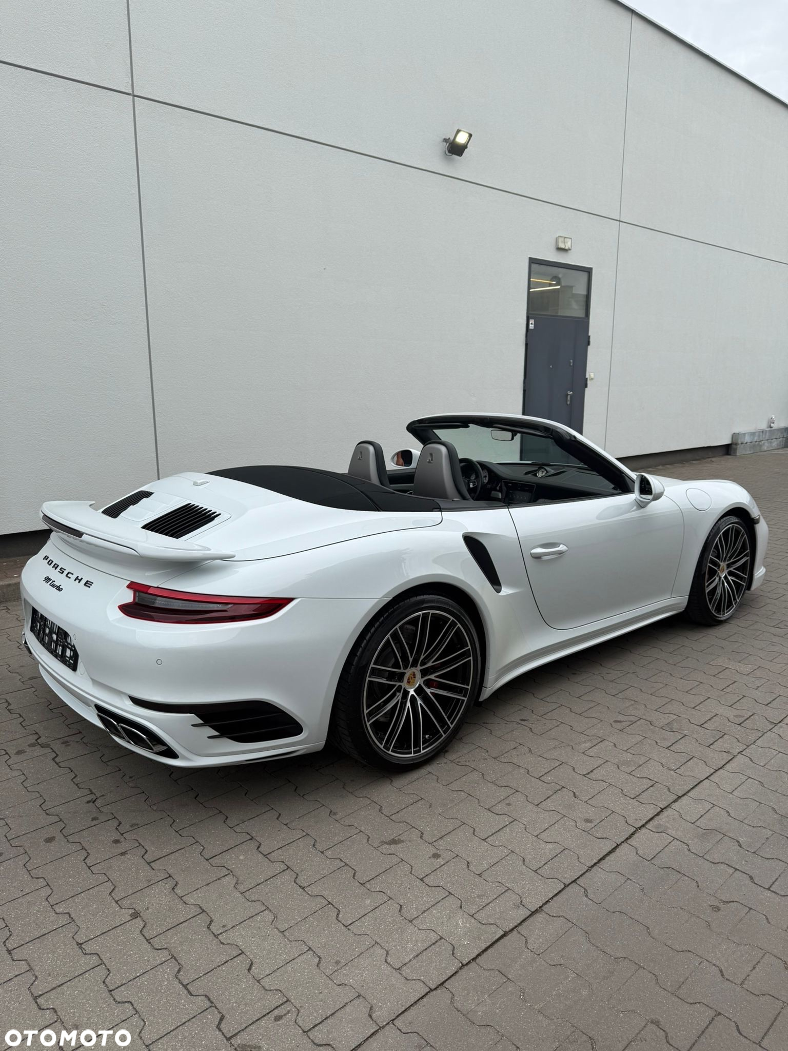 Porsche 911 - 4
