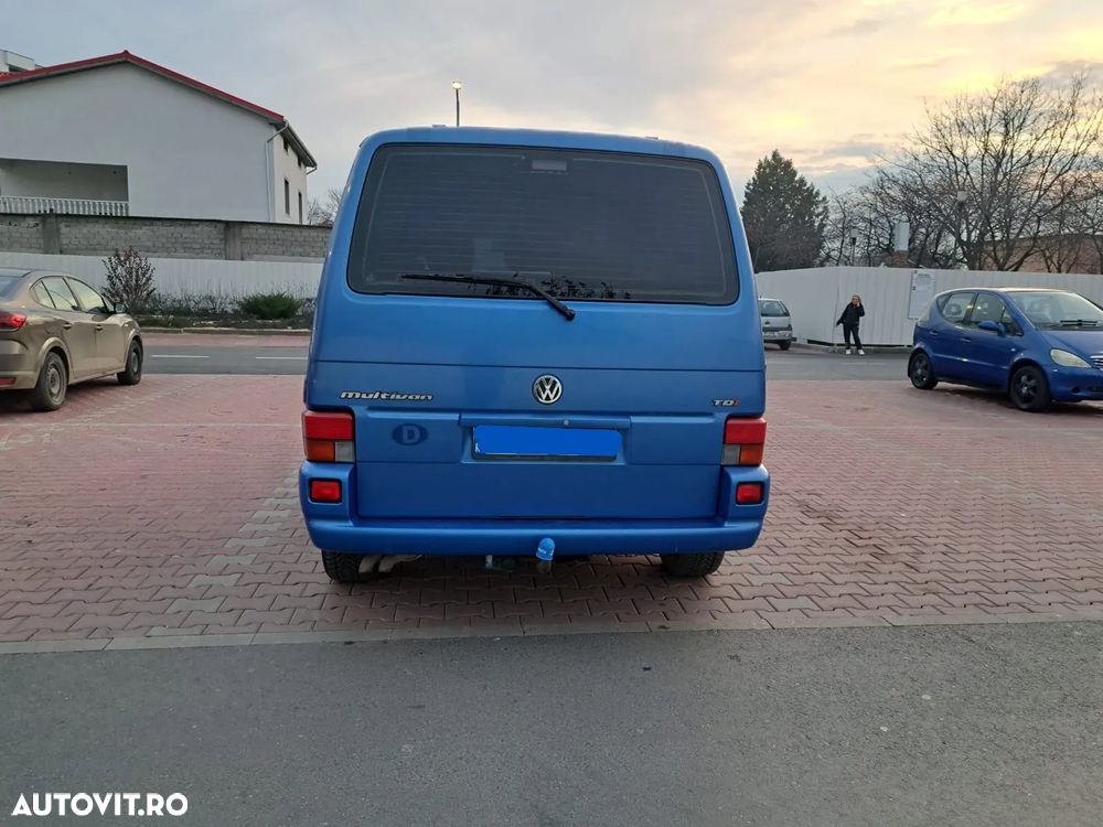 Volkswagen Multivan - 9