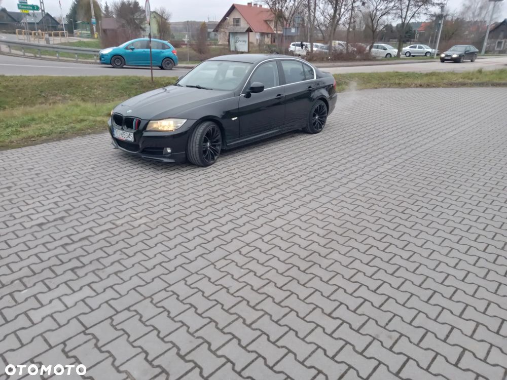 BMW Seria 3 318i - 1