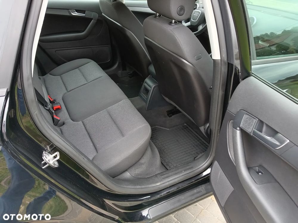 Audi A3 Sportback - 17