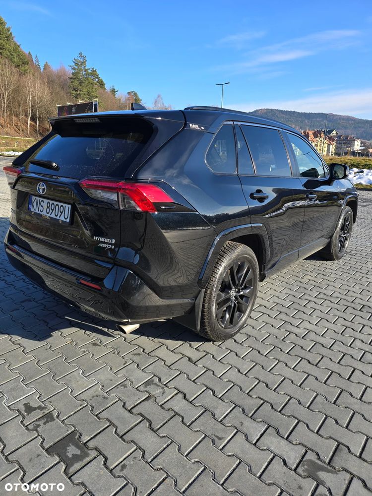 Toyota RAV4 - 6