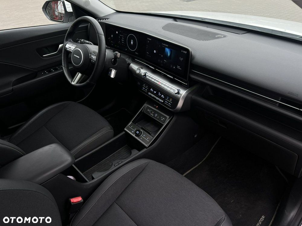 Hyundai Kona - 11