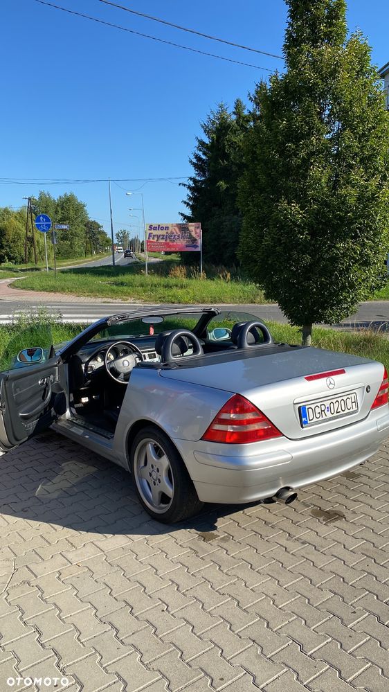 Mercedes-Benz SLK 200 - 7