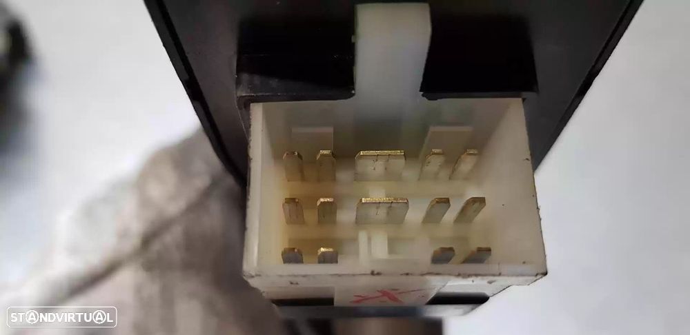 COMANDO ELEVADOR DE VIDRO FRONTAL ESQUERDO KIA CARENS I 2001 -OK2CY66350A - 3