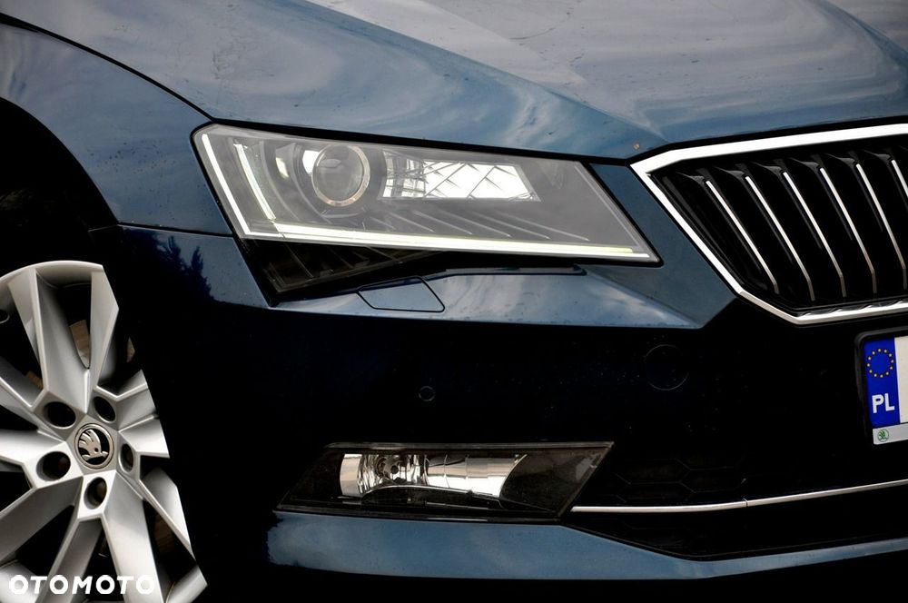 Skoda Superb 2.0 TDI SCR 4x4 Style DSG - 12