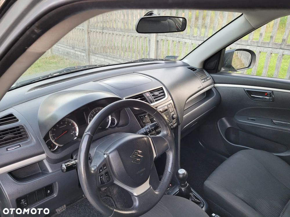 Suzuki Swift - 14