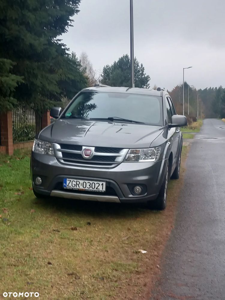 Fiat Freemont 2.0 Multijet 16V DPF Automatik Allrad Black Code - 1