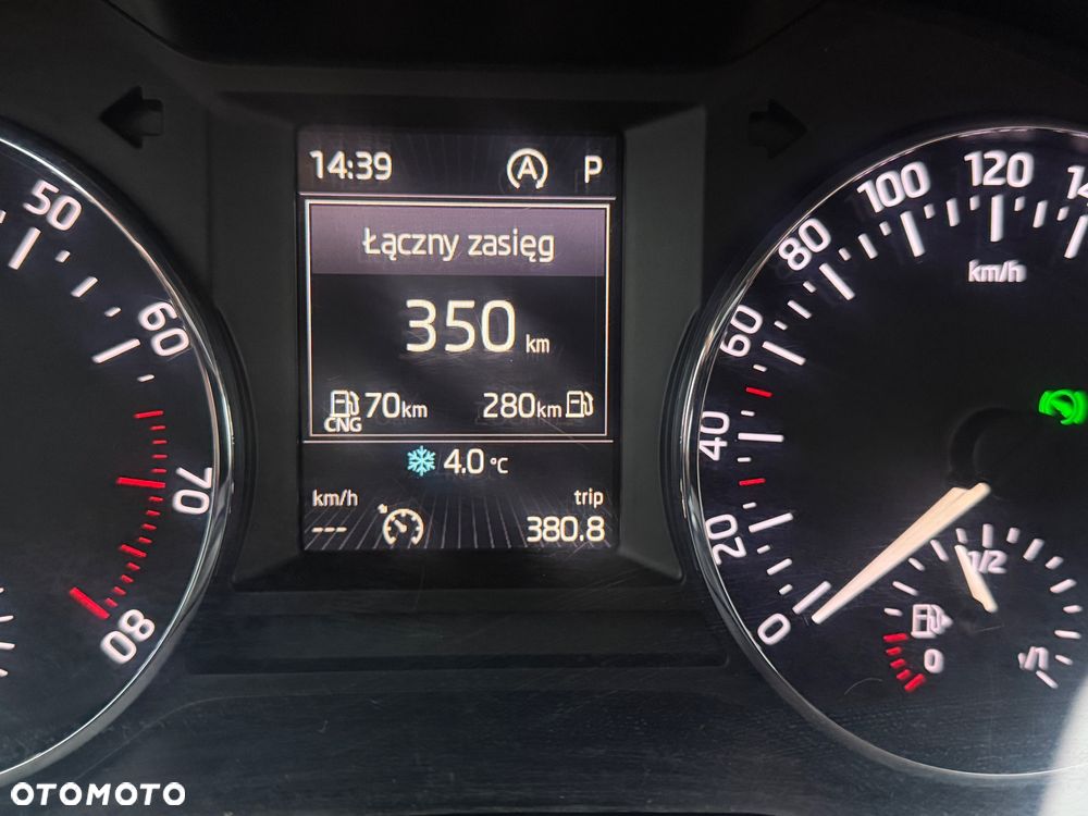 Skoda Octavia 1.4 TSI G-TEC DSG Ambition - 33