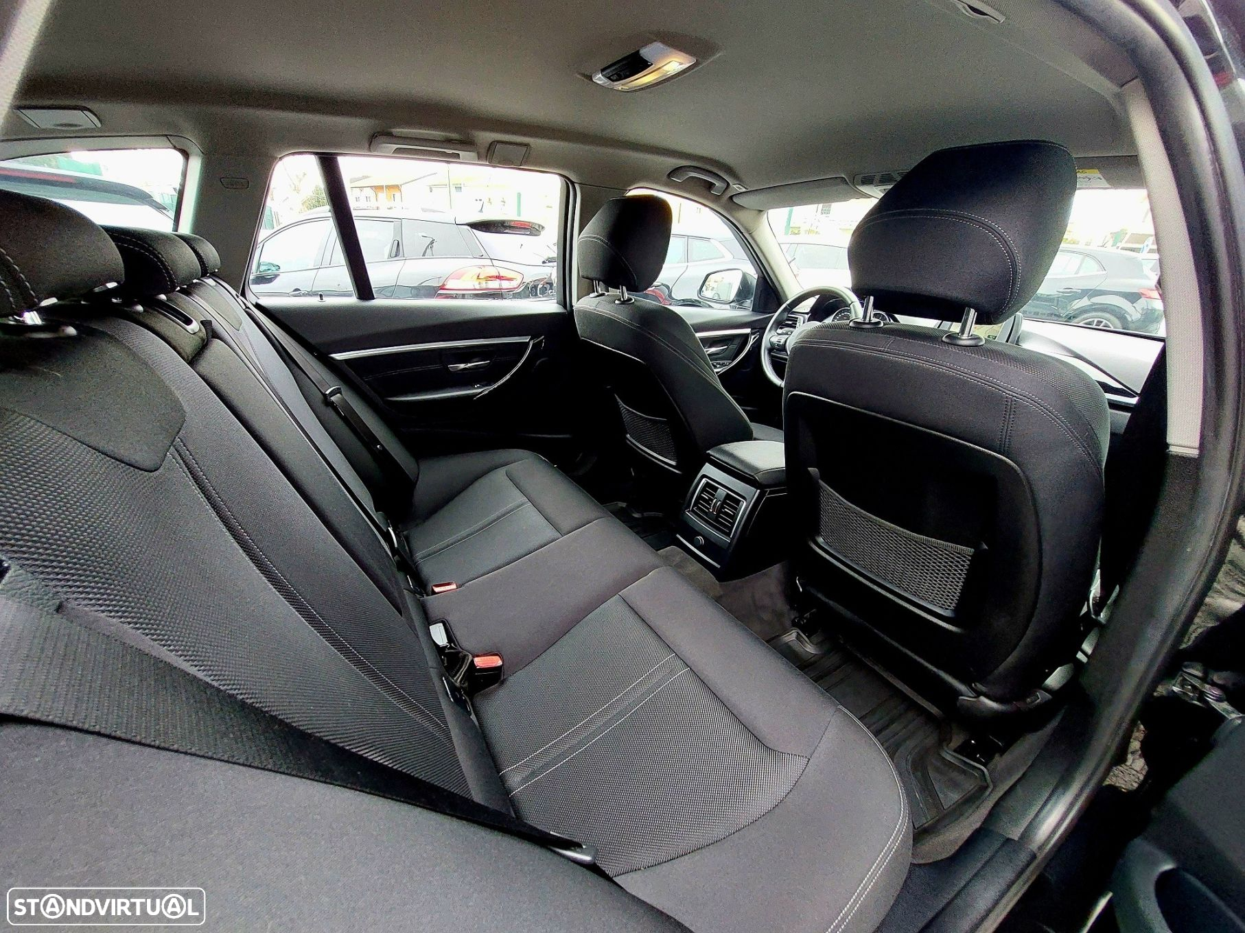 BMW 318 d Touring Line Sport - 19