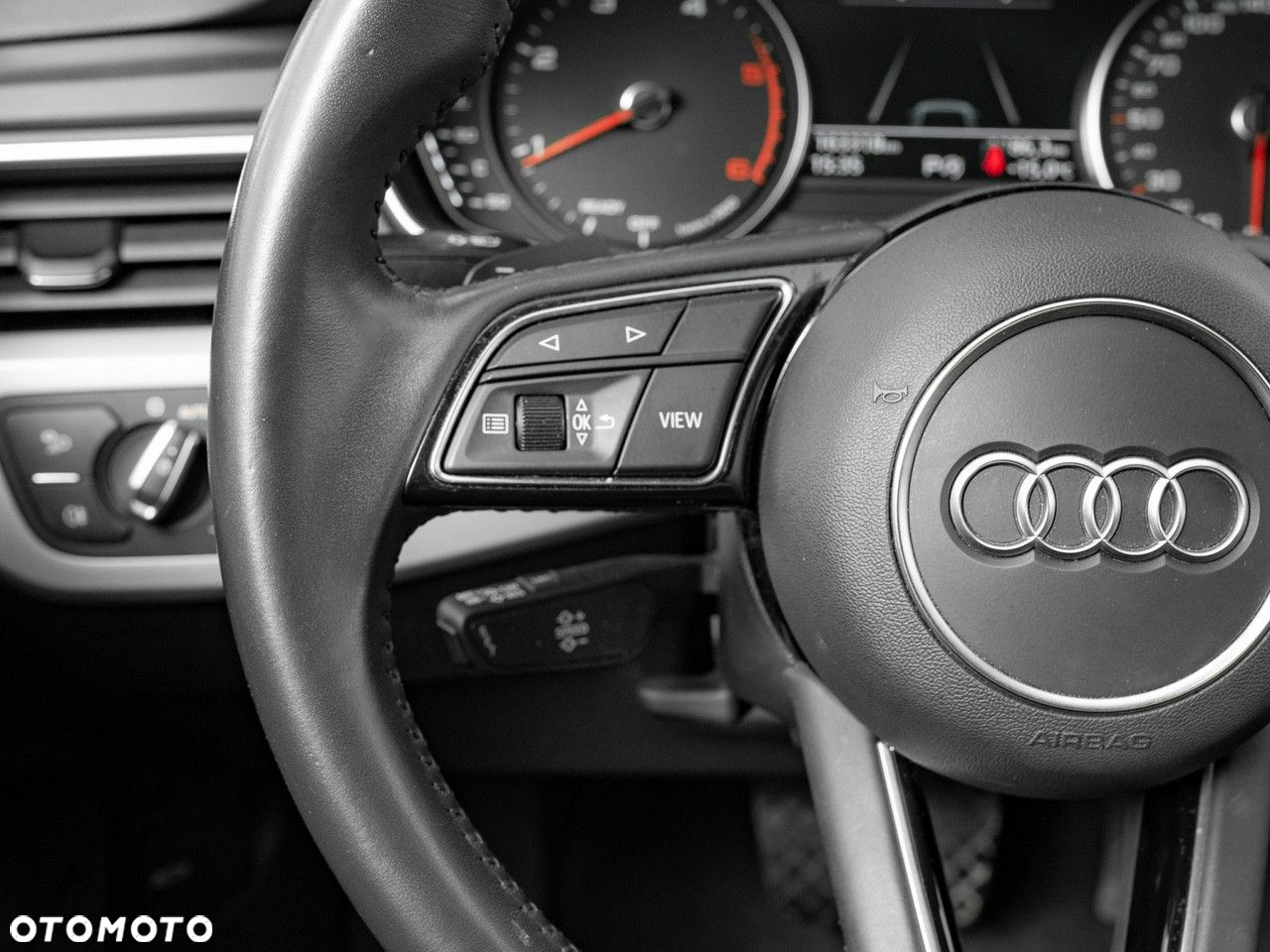 Audi A4 30 TDI S tronic - 17