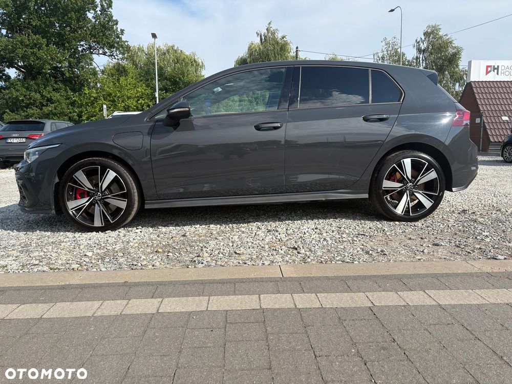 Volkswagen Golf - 2