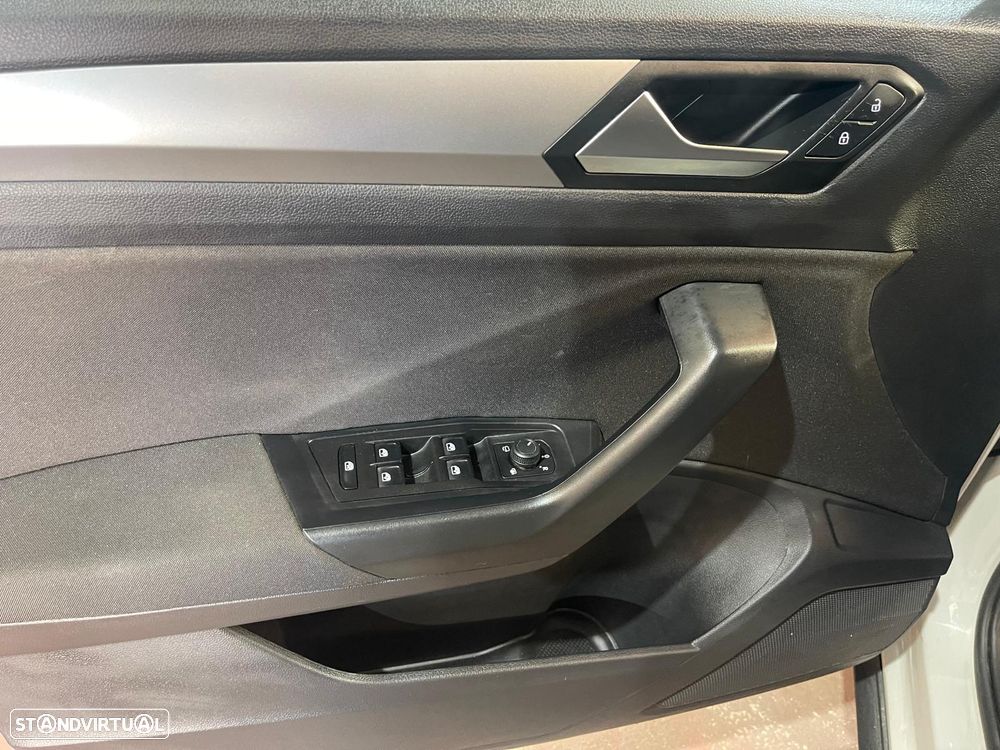 VW T-Roc 1.0 TSI Black Style - 48